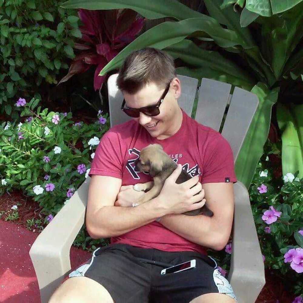 Meet your Posher, Travis